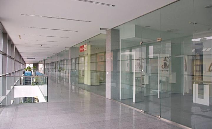 Obchodné priestory na prenájom - Centrum, Trenčín - fotografia 8