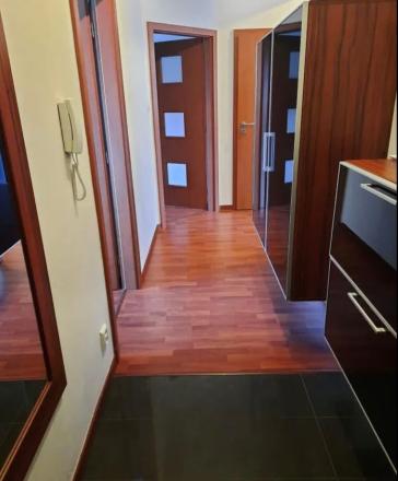Na predaj 3-izbový byt na prízemí v tichej časti Bratislavy  - fotografia 1