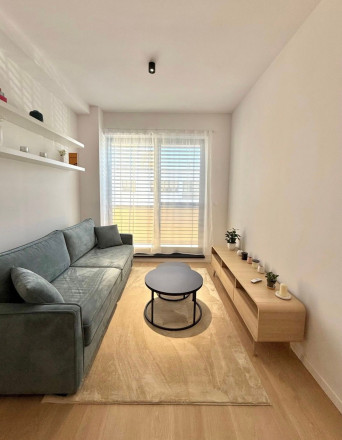 Na prenájom príjemný a moderný 2-izbový byt s priestranným balkónom TOP - fotografia 3