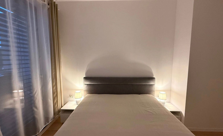 Na prenájom príjemný a moderný 2-izbový byt s priestranným balkónom TOP - fotografia 14