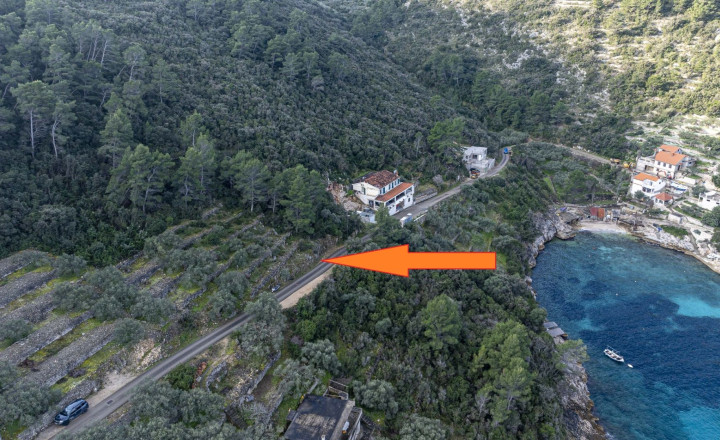 Pozemok s výhľadom na more a súkromným lesom – jedinečná kombinácia pokoja a prírody - fotografia 2