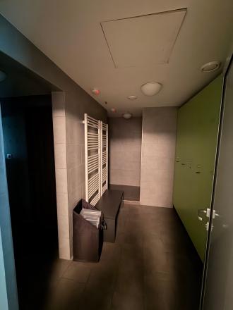 Na predaj nadštandardné administratívno-skladové priestory vo Svätom Jure vrátane pozemku 2086 m2 - fotografia 21