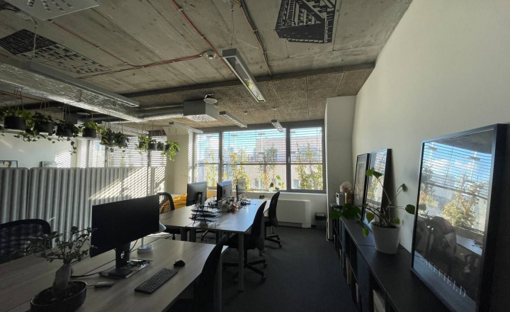Exkluzívne administratívne priestory 169m2 + 3x PARKING, Mickiewiczova-Staré Mesto