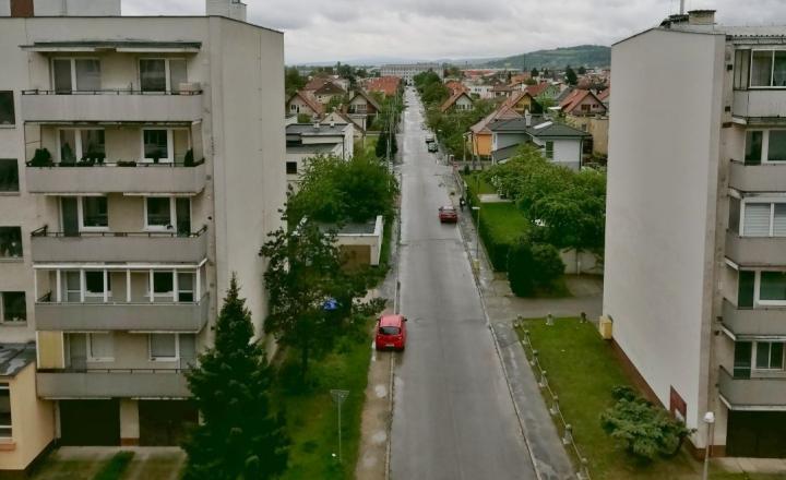 Na prenájom čiastočne zariadený, veľký, 3-izbový klimatizovaný byt s garážou, Trenčín - fotografia 21