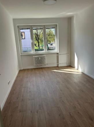 Na predaj priestranné bývanie vo výbornej lokalite - ul. Drieňová, Bratislava II TOP - fotografia 3