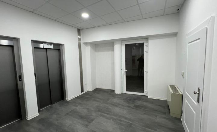2-kancelária s kuchynkou v centre na Panenskej ulici - Staré Mesto, 85,05m2 - fotografia 3