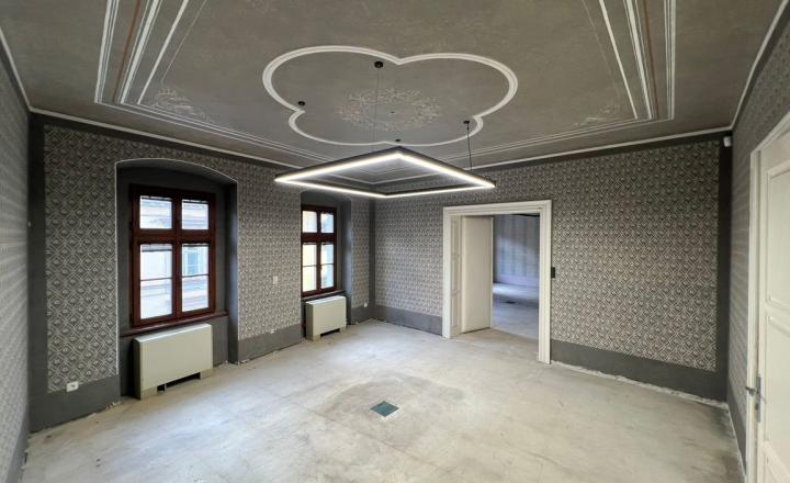 Kancelársky celok historického razu s kuchynkou a toaletami 130,44m2, Palisády-Panenská, BAI