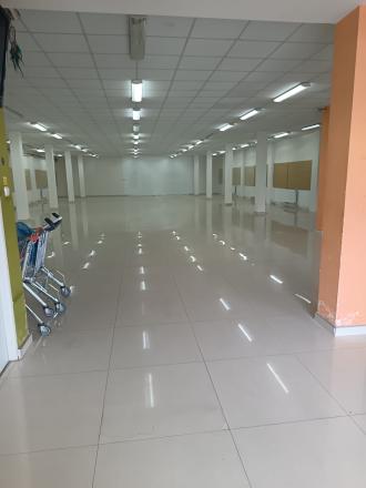 Skladová hala vo výmere 1000 m2 na predaj - ul. Stará Vajnorská  - fotografia 2