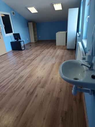 Skladová hala vo výmere 1000 m2 na predaj - ul. Stará Vajnorská  - fotografia 5