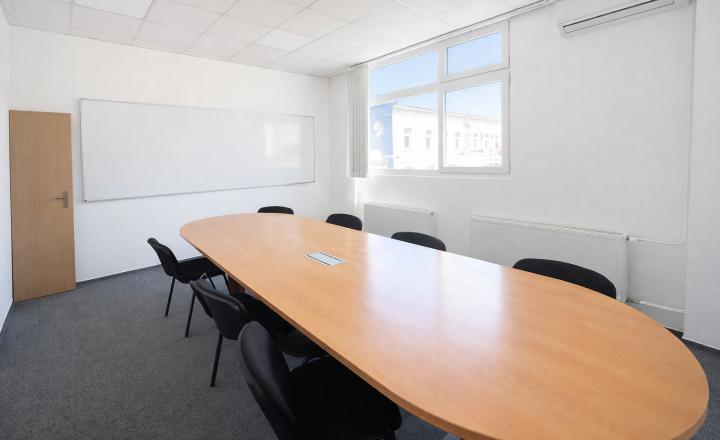 PRENÁJOM – Multifunkčný priestor 225,80 m² 