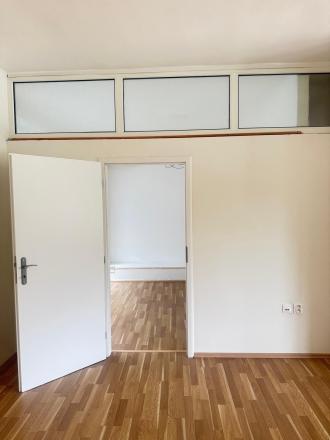 Byt na prenájom výmerou 68 m2 + terasa - Bratislava I - fotografia 10
