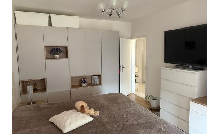 Na predaj priestranný 2-izbový byt po rekonštrukcii, Bratislava IV TOP - fotografia 4
