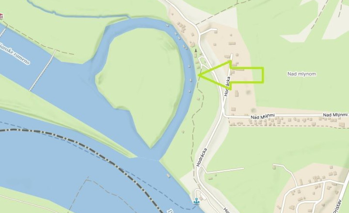 Exkluzívny rekreačný pozemok (500 m²) s prístupom k vode pri ramene Dunaja - fotografia 2