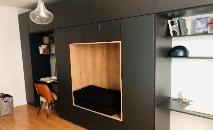 Na predaj tichý 3-izbový byt s dvomi lodžiami v centre Senca - fotografia 7