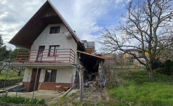 Na predaj atraktívny pozemok s murovanou trojpodlažnou chatou, Bratislava - Rača TOP - fotografia 17
