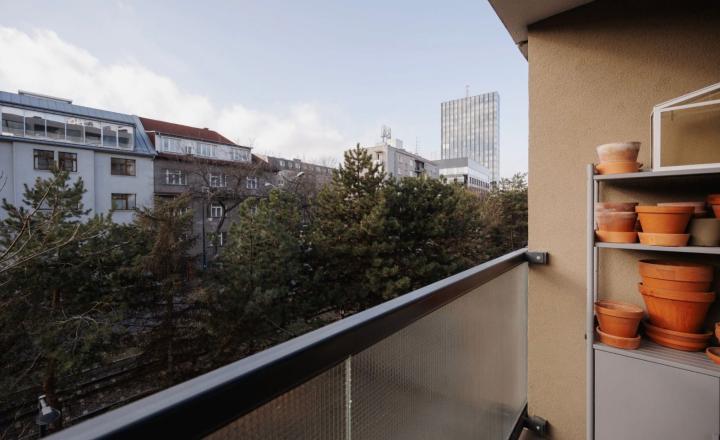 Na predaj moderný a príjemne presvetlený 2-izbový byt s veľkorysým 10 m2 balkónom, BA II TOP - fotografia 13