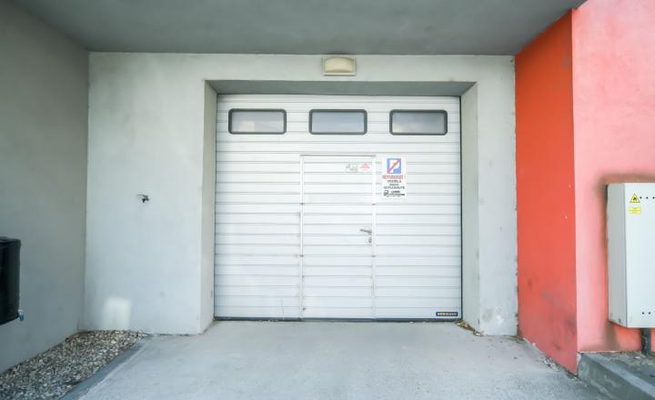 NA PREDAJ Polyfunkčná budova s výbornou dostupnosťou a investičným potenciálom | Bratislava – Nové Mesto - fotografia 25