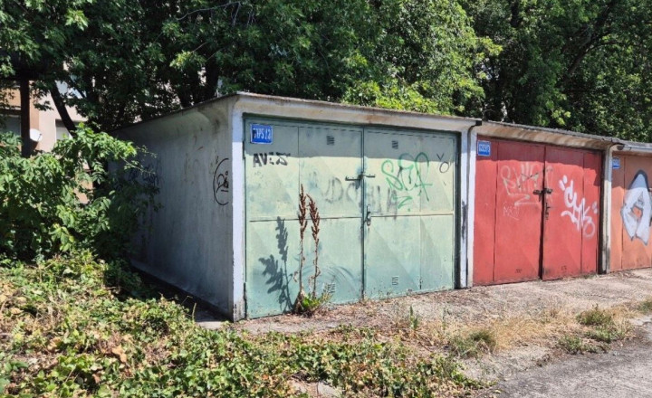 Na predaj murovaná garáž s výmerou 19 m2, BA III TOP