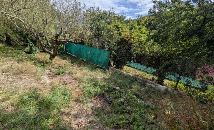 Na predaj slnečný 4-izbový domček v krásnej a pokojnej lokalite  - fotografia 13