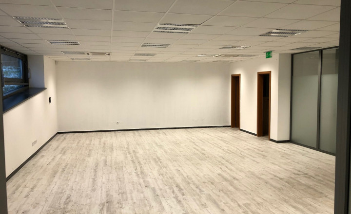 Obchodný/kancelársky priestor na prízemí, 111 m² + 4x PARKING, Smrečianska-BAIII - fotografia 3
