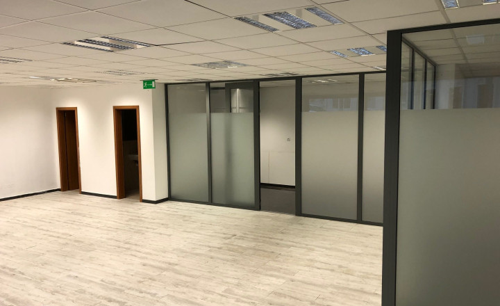 Obchodný/kancelársky priestor na prízemí, 111 m² + 4x PARKING, Smrečianska-BAIII - fotografia 5