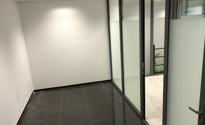 Obchodný/kancelársky priestor na prízemí, 111 m² + 4x PARKING, Smrečianska-BAIII - fotografia 7