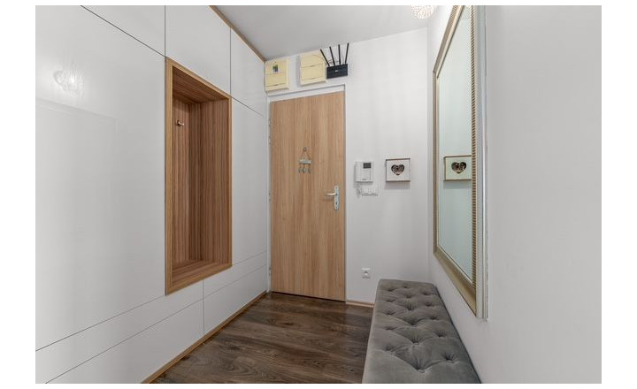 Na predaj 3 izbový byt s balkónom v obci Slovenský Grob  - fotografia 11