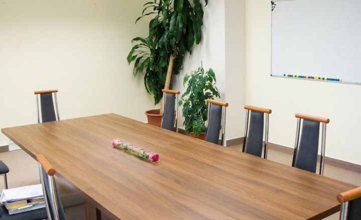 Na predaj mimoriadne reprezentatívny, veľkorysý komerčný priestor v absolútnom centre Bratislavy - fotografia 8