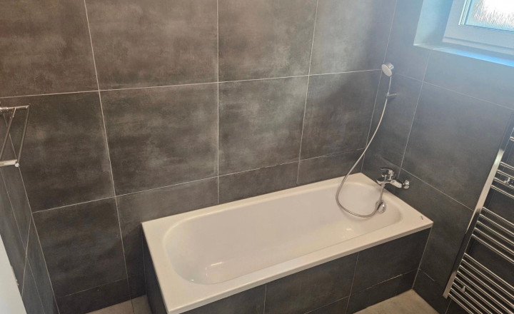 Na prenájom nový, priestranný a svetlý 3-izbový byt s výmerou 90m2 - fotografia 11