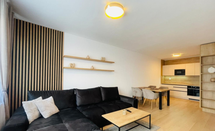 Na prenájom nový 2-izbový apartmán v polyfunkčnom objekte MORUŠE