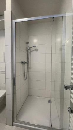 Na prenájom nový 2-izbový apartmán v polyfunkčnom objekte MORUŠE - fotografia 10
