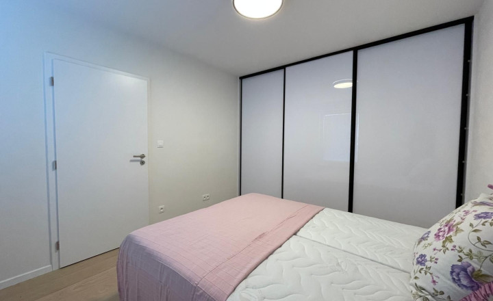 Na prenájom nový 2-izbový apartmán v polyfunkčnom objekte MORUŠE - fotografia 13
