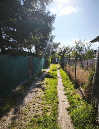 Na predaj záhrada v osobnom vlastníctve s výmerou 387 m2 - fotografia 3