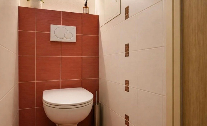 Na predaj príjemný, slnečný a tichý 1,5-izbový byt s balkónom  - fotografia 1