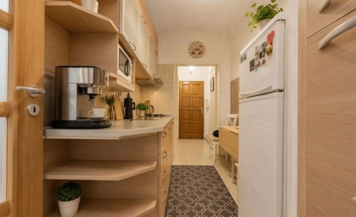 Na predaj príjemný, slnečný a tichý 1,5-izbový byt s balkónom  - fotografia 4