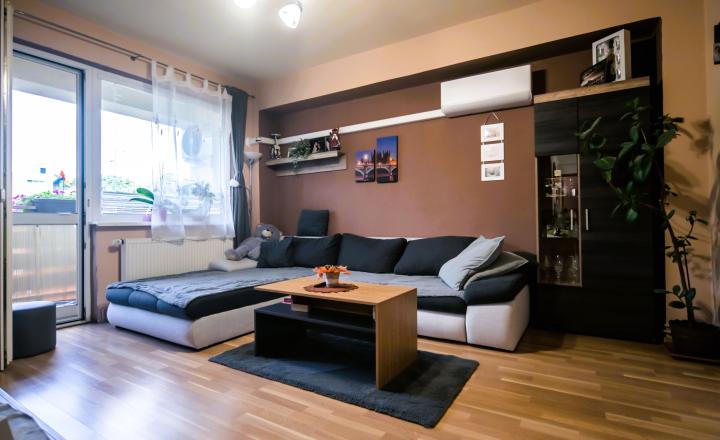 Priestranný tehlový byt s neopakovateľnou atmosférou na predaj  - fotografia 10