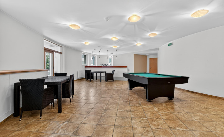 Priestor s terasou vhodný na kanceláriu, služby či klientske centrum, 107m2, Plynárenská-Ružinov