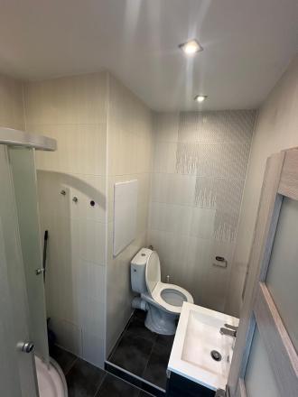 Na prenájom svetlý a zariadený 1 izbový byt o celkovej výmere 32m2 s lodžiou - fotografia 3