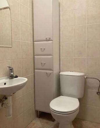 Na prenájom kompletne zariadený 3-izbový mezonet s výmerou 121 m2  - fotografia 9