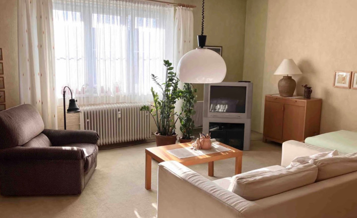 Na prenájom kompletne zariadený byt s výmerou 48 m2  - fotografia 1