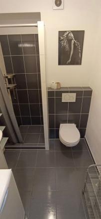 Na prenájom útulná garsónka s balkónom v tichej lokalite Bratislavy - fotografia 2