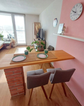  Na prenájom útulný a kompletne zariadený 1-izbový byt s rozlohou 40 m2 - fotografia 4