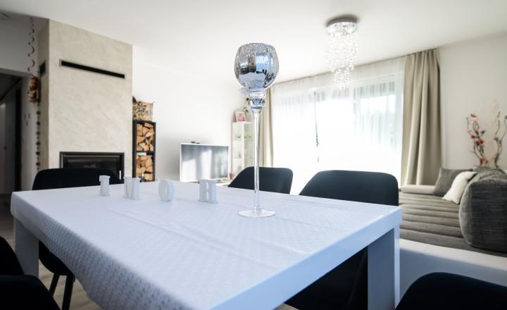 4-izbový rodinný dom na predaj - Lehnice - fotografia 9