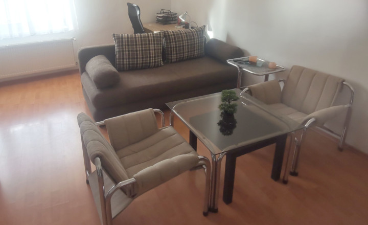 Na prenájom priestranný 1-izbový byt o výmere 54 m2