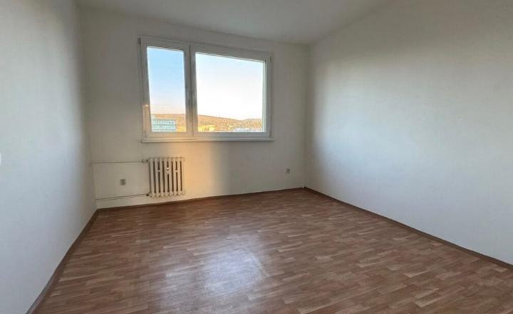 Na predaj 4-izbový byt s výmerou 75 m2  - fotografia 3