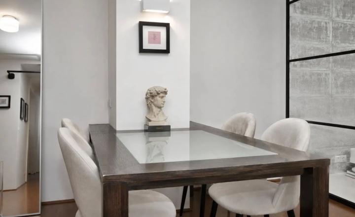 Na prenájom elegantný, nadštandardne priestranný 2-izbový byt s výmerou 80 m2  - fotografia 9