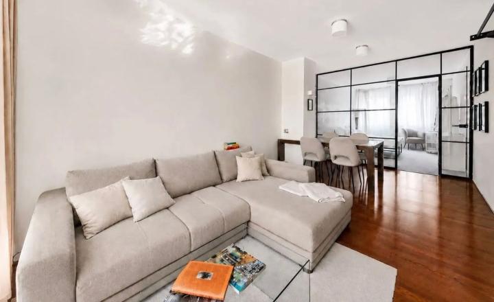 Na prenájom elegantný, nadštandardne priestranný 2-izbový byt s výmerou 80 m2  - fotografia 12