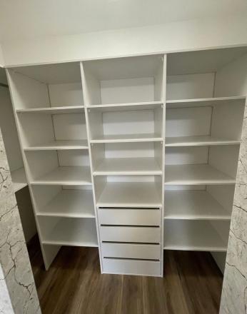Na prenájom priestranný, zrekonštruovaný a kompletne zariadený 2-izbový byt s výmerou 58 m2  - fotografia 11
