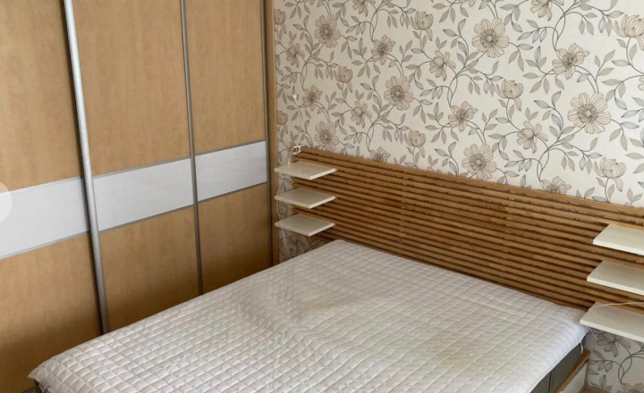 Na prenájom svetlý a udržiavaný 2-izbový byt na Hálkovej ulici v Bratislave - fotografia 7